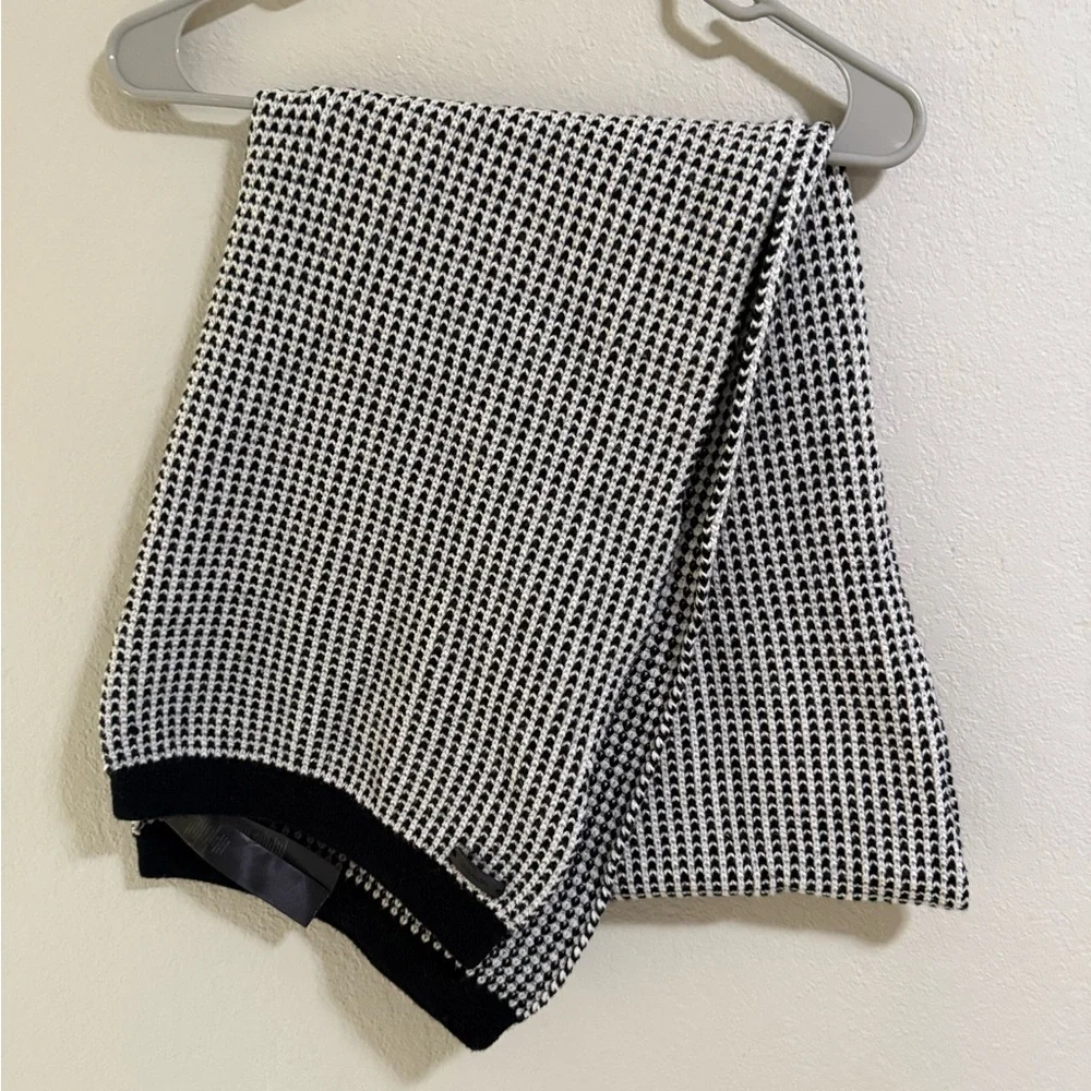 Coach Black & Ivory Knit Scarf w/ Leather Logo Patch